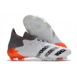 Fotbollsskor Adidas Predator Freak.1 Fg WhiteSpark - Vit Silver Röd